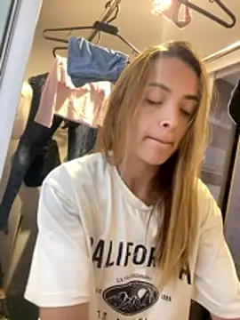 soymaleja1 online show from March 2026 06:19:01 PM