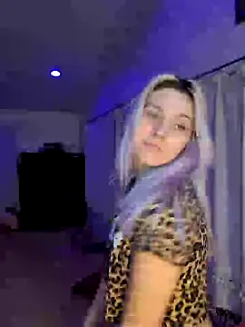 Snapshot of ScarletCallings420 chatting on January 2025 08:38:02 AM ScarletCallings420 online show from January 2025 08:38:02 AM