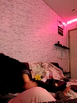 ScarletCallings420 online show from January 2026 05:14:02 AM