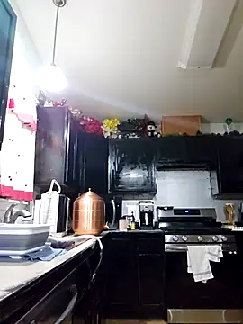 ScarletCallings420 online show from November 2025 04:00:02 PM