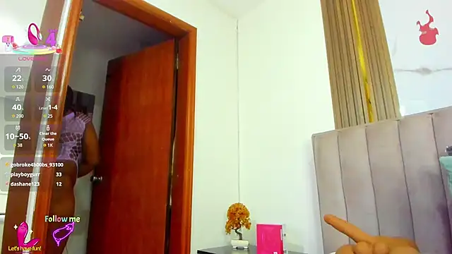 CristinSexy online show from December 2025 10:49:02 AM