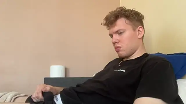 sexybooii6968 online show from November 2025 12:10:02 PM