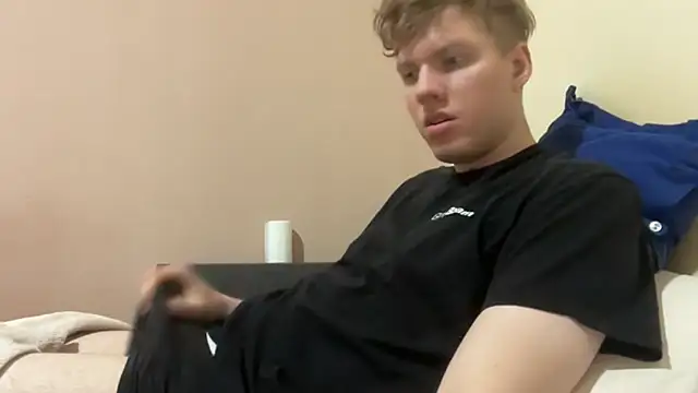 sexybooii6968 online show from November 2025 03:50:02 PM