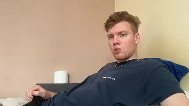 sexybooii6968 online show from October 2025 12:59:02 PM