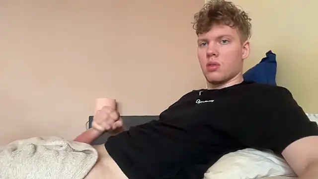 sexybooii6968 online show from March 2026 09:40:02 AM