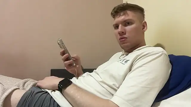 Snapshot of sexybooii6968 chatting on December 2025 05:39:02 PM sexybooii6968 online show from December 2025 05:39:02 PM