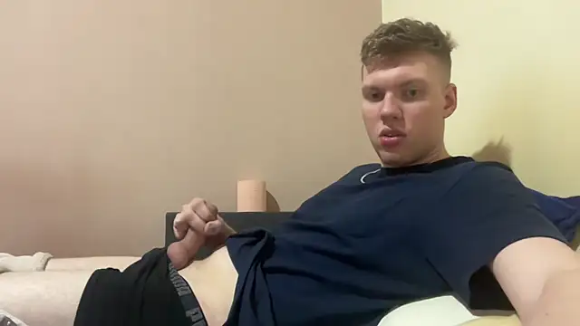 sexybooii6968 online show from April 2026 06:14:01 PM