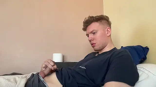 Snapshot of sexybooii6968 chatting on March 2026 11:43:01 AM sexybooii6968 online show from March 2026 11:43:01 AM