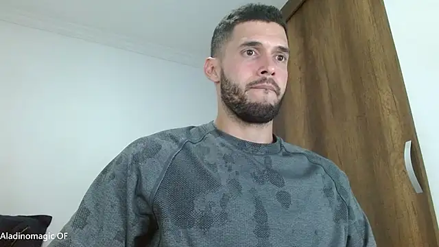 Noah jhonsonn online show from February 2026 02:08:01 AM