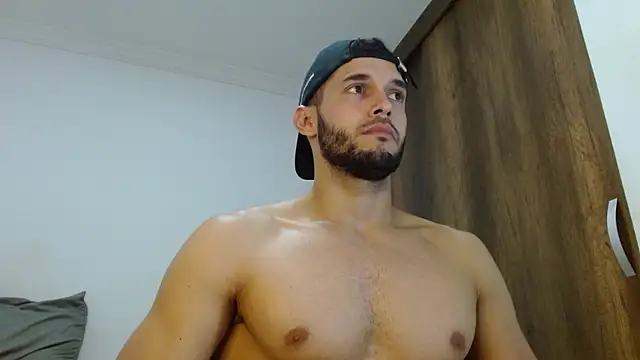 Noah jhonsonn online show from April 2026 04:21:01 PM