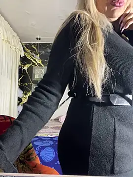 scarlett sexx69 online show from October 2025 06:53:02 PM