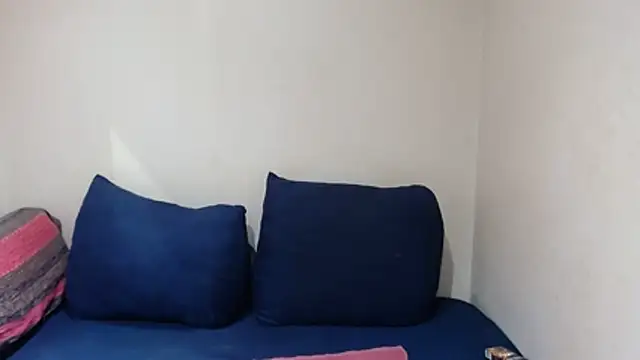 xGIANTEBONY30x online show from December 2025 02:23:02 AM