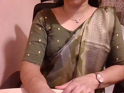 Pinky 4 online show from February 2026 02:52:01 PM