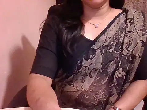 Pinky 4 online show from February 2026 06:29:01 PM