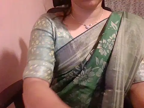 Pinky 4 online show from September 2025 05:18:02 PM