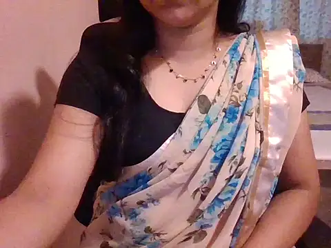 Pinky 4 online show from September 2025 11:04:01 AM