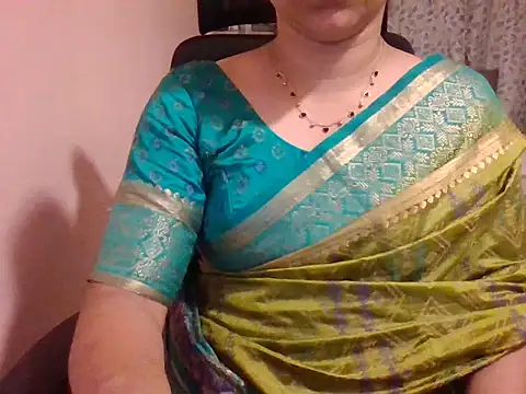 Pinky 4 online show from September 2025 11:49:01 PM