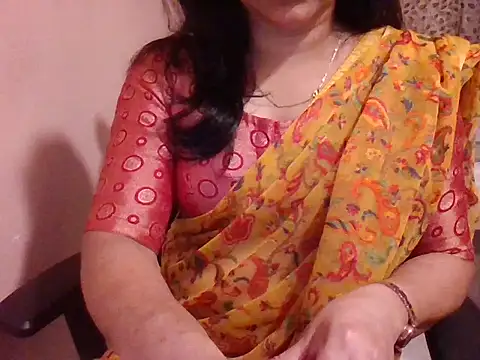 Pinky 4 online show from April 2026 06:01:01 PM