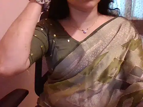 Pinky 4 online show from October 2025 11:56:01 AM