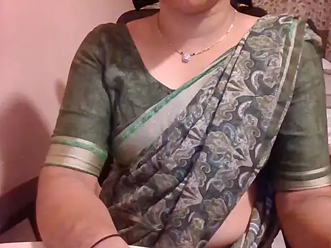 Pinky 4 online show from May 2026 06:22:02 PM