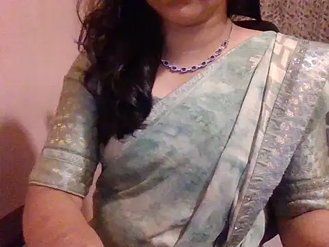 Pinky 4 online show from March 2026 06:00:01 PM