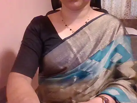 Pinky 4 online show from April 2026 05:03:01 AM