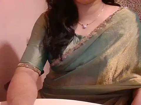 Pinky 4 online show from February 2026 03:23:02 PM