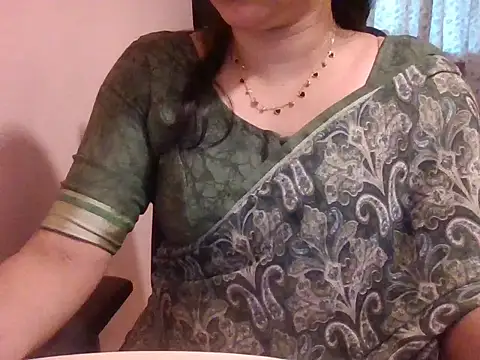 Pinky 4 online show from November 2025 10:27:02 AM