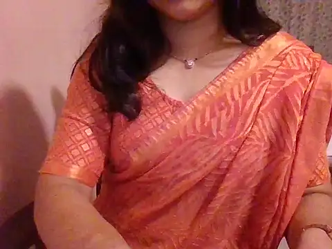 Pinky 4 online show from November 2025 10:10:02 PM