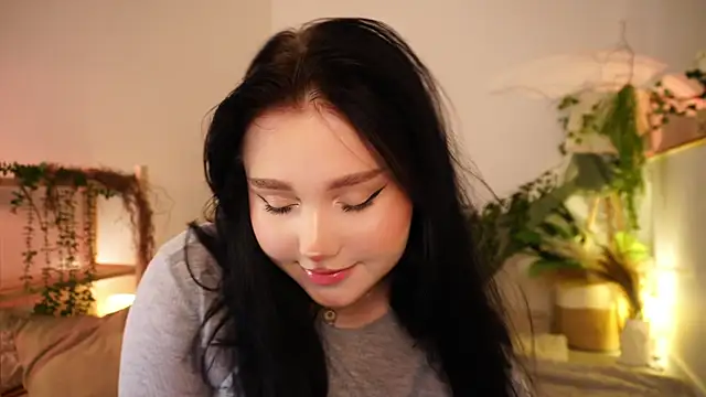 Snapshot of ScarletBlaze chatting on May 2026 06:18:01 PM ScarletBlaze online show from May 2026 06:18:01 PM