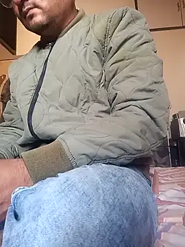 Snapshot of hornydick4you chatting on December 2024 03:19:01 AM hornydick4you online show from December 2024 03:19:01 AM