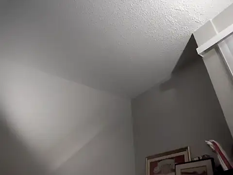 EZYves online show from December 2024 12:29:01 AM