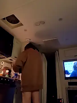 EZYves online show from February 2026 01:00:01 PM