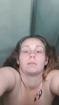 Snapshot of BossChick1625 chatting on October 2025 02:15:01 AM BossChick1625 online show from October 2025 02:15:01 AM