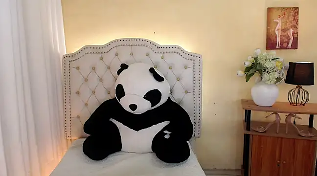 DreamLADYBOY online show from March 2025 05:22:02 AM