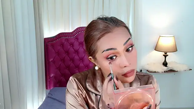 DreamLADYBOY online show from April 2026 03:08:02 AM