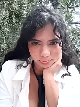 Simone Miller online show from March 2025 03:51:01 PM