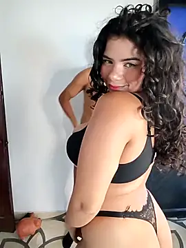 Simone Miller online show from April 2026 10:57:02 PM