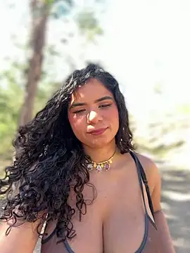 Snapshot of Simone_Miller chatting on June 2026 08:58:02 PM Simone Miller online show from June 2026 08:58:02 PM
