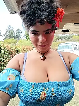 Simone Miller online show from September 2025 05:23:01 PM
