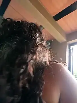 Simone Miller online show from January 2026 06:33:01 PM