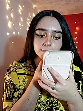 IvonneT online show from February 2025 05:13:02 AM