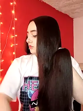 IvonneT online show from October 2025 08:32:02 PM