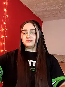 IvonneT online show from October 2025 10:54:01 PM