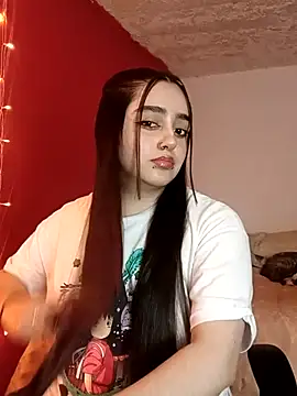 IvonneT online show from October 2025 01:08:01 AM