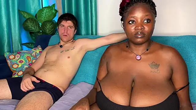 Snapshot of InterracialDream chatting on April 2026 02:54:02 PM InterracialDream online show from April 2026 02:54:02 PM