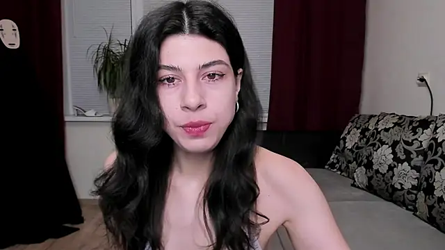 Snapshot of MolagAnna chatting on March 2025 06:39:02 PM MolagAnna online show from March 2025 06:39:02 PM