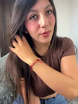 MiaJones21 online show from July 2026 09:51:02 PM