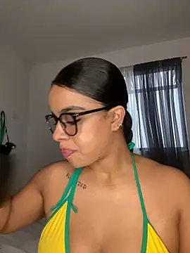 trianawhite online show from March 2026 03:24:01 PM