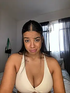 trianawhite online show from January 2026 03:16:01 PM